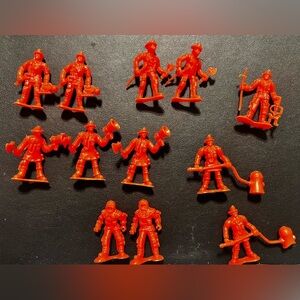 12 Vintage Red Plastic Firefighters Toys Army Men Style